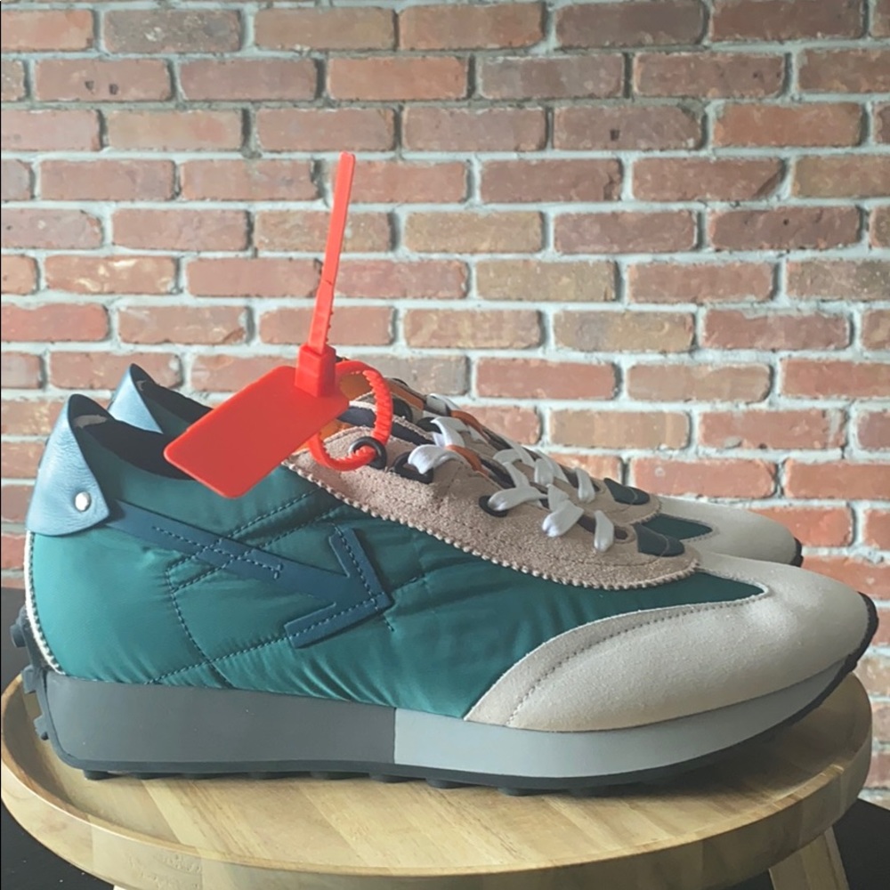 Off White Vintage Arrow Runner - Picture 4 of 8